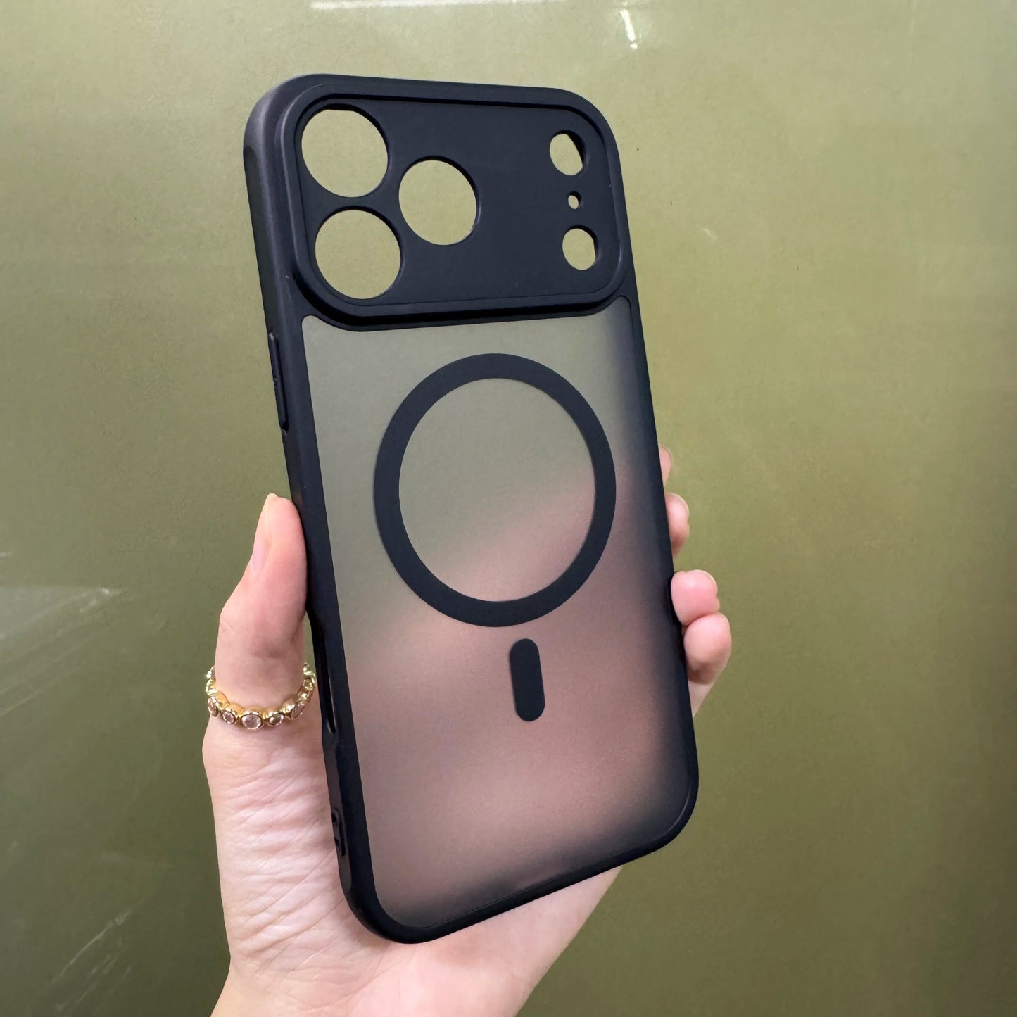 Luxury Matte clear Case for iPhone 17 Air Pro 17Pro Max with strap Camera Protect MagSafe Wireless Charging cover for 17 Promax