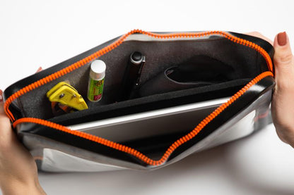 ugo® Blue Geo Collection TABLET XL