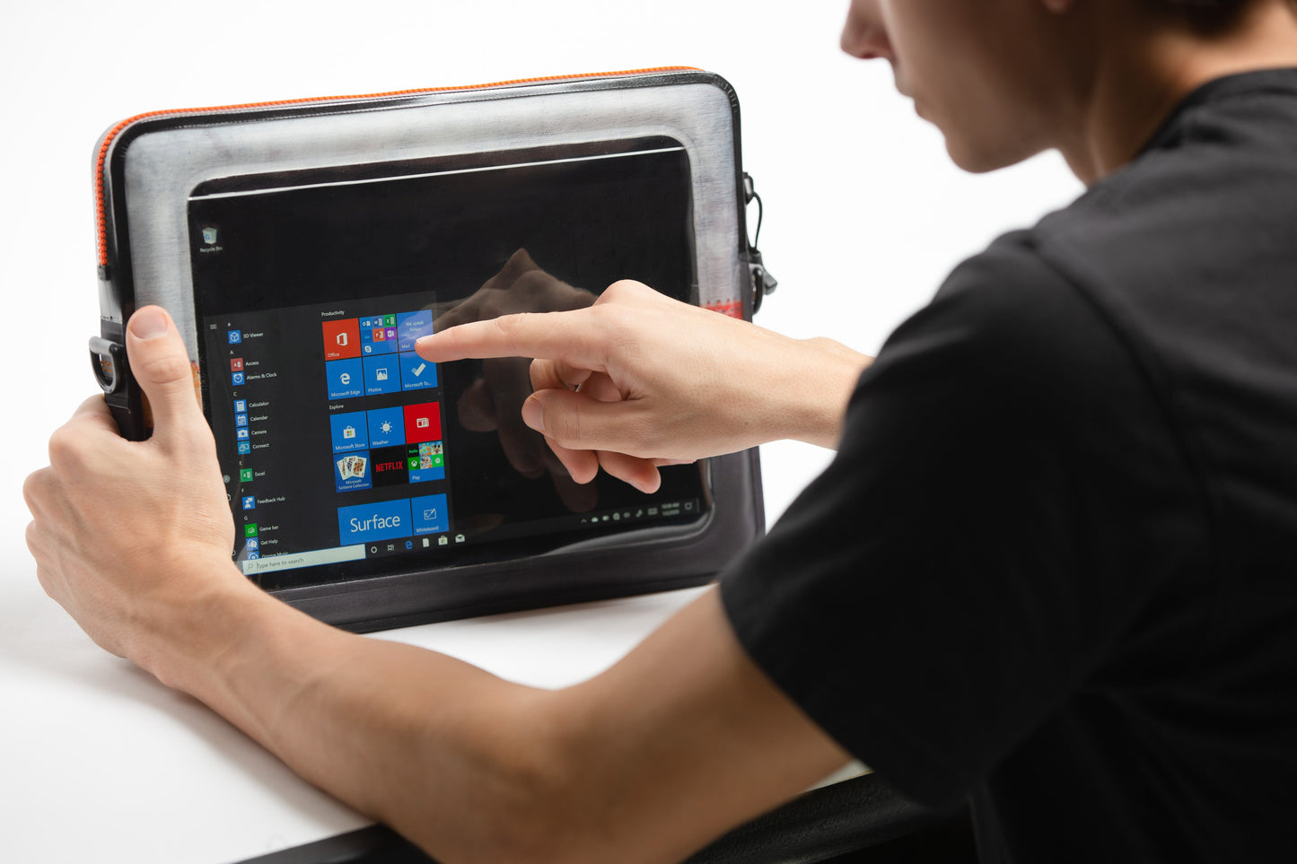 ugo® Signature Collection TABLET XL