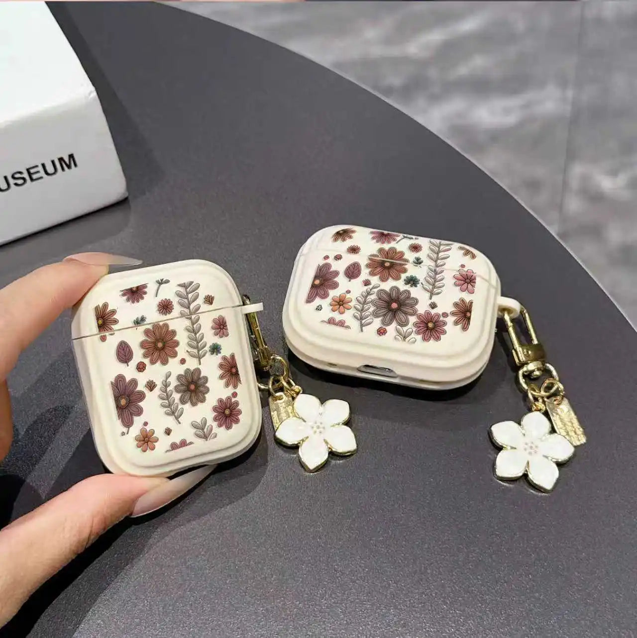 Brown flowers headphone protective cover for airpods 4 protective case pro2 soft case creative anti-fall protective case with sm