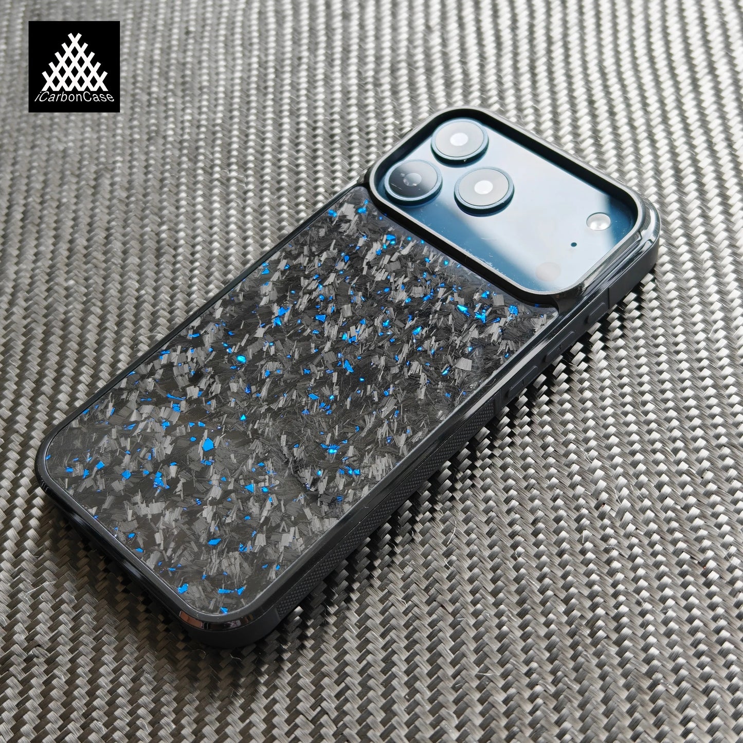 Magnetic Forged Glossy Carbon Fiber Case for New iPhone 17 /17 Air /17Pro /17 Pro Max Wireless Charging Back Cover with MagSafe