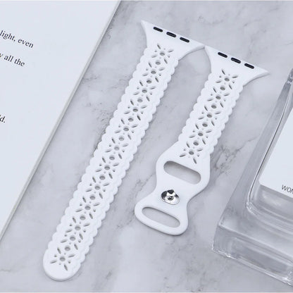 Silicone Sport Strap for Apple Watch Ultra Band 49mm 45mm 44mm 42mm 41mm 40/38mm Rubber Strap Bracelet Iwatch Series 8 7654 SE 3