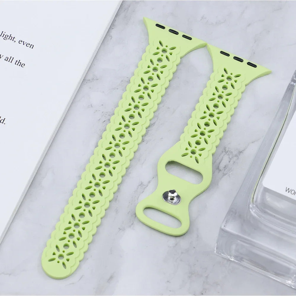 Silicone Sport Strap for Apple Watch Ultra Band 49mm 45mm 44mm 42mm 41mm 40/38mm Rubber Strap Bracelet Iwatch Series 8 7654 SE 3