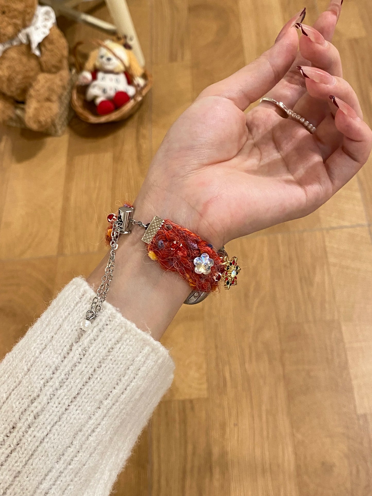 Plush Christmas ornament suitable for Apple Watch 1-9 generations 41-49mm 10 retractable chain autumn and winter fashionable atm