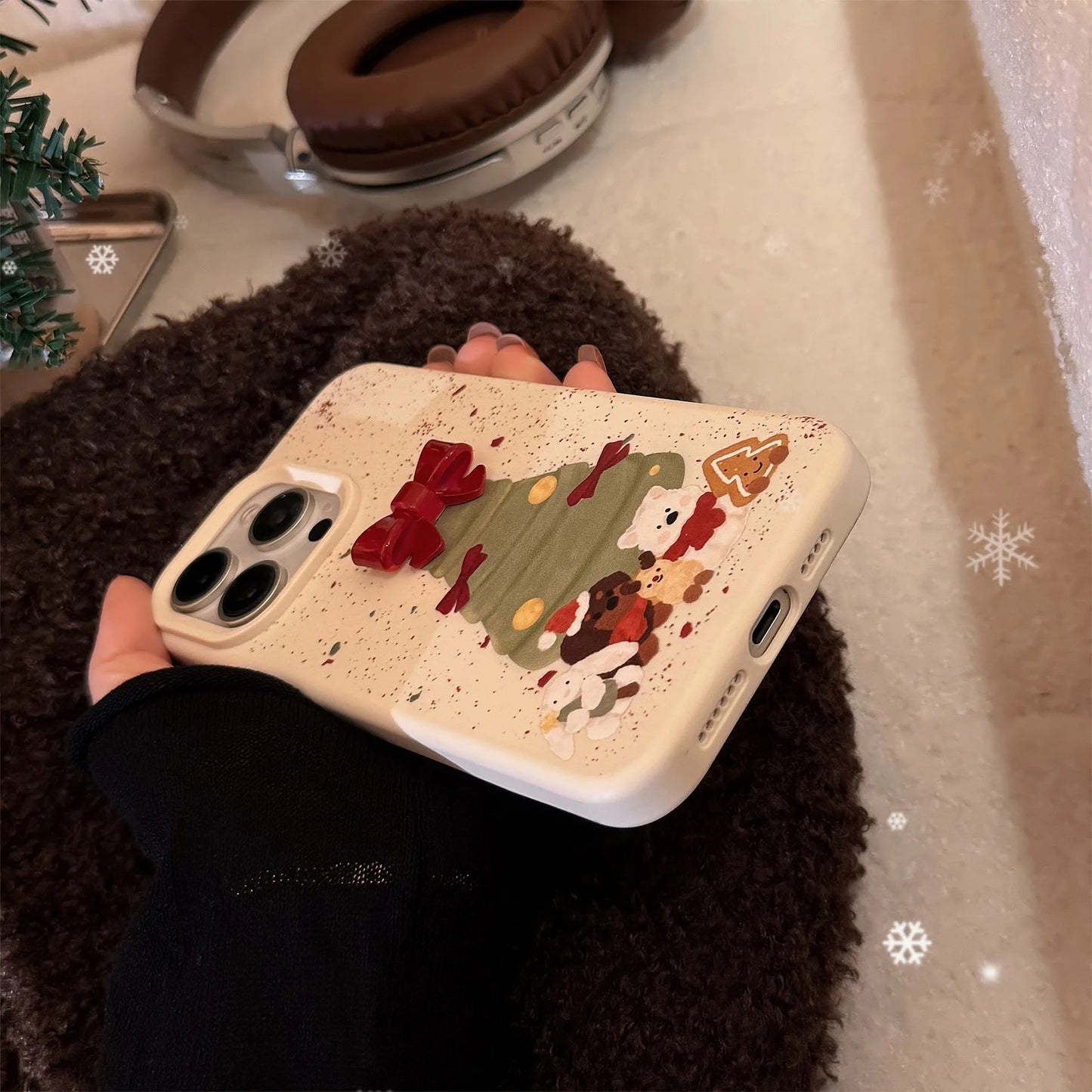 Cute Christmas Tree Phone Cases for iPhone 16 15 14 Pro Max 13 12 11 Vintage Santa Soft Matte Shockproof Cover