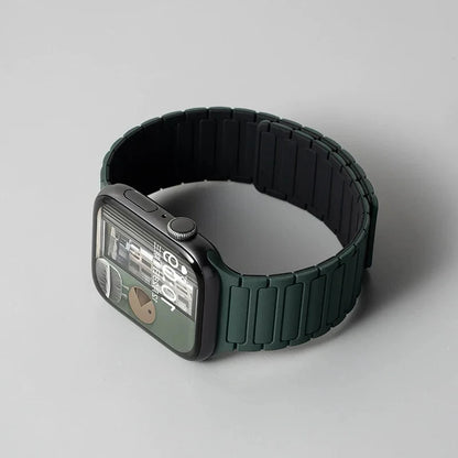 Silicone Strap for Apple Watch 46mm 42mm 49mm 45mm 41mm 44mm 40mm Magnetic Band for IWatch Ultra 2 Series 10 9 8 7 6 SE 5 4 3