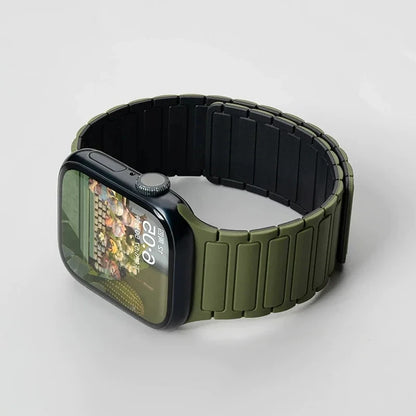 Silicone Strap for Apple Watch 46mm 42mm 49mm 45mm 41mm 44mm 40mm Magnetic Band for IWatch Ultra 2 Series 10 9 8 7 6 SE 5 4 3
