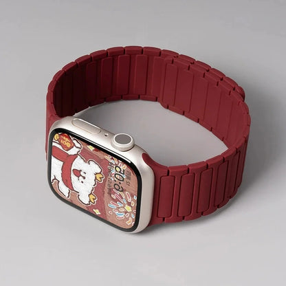 Silicone Strap for Apple Watch 46mm 42mm 49mm 45mm 41mm 44mm 40mm Magnetic Band for IWatch Ultra 2 Series 10 9 8 7 6 SE 5 4 3