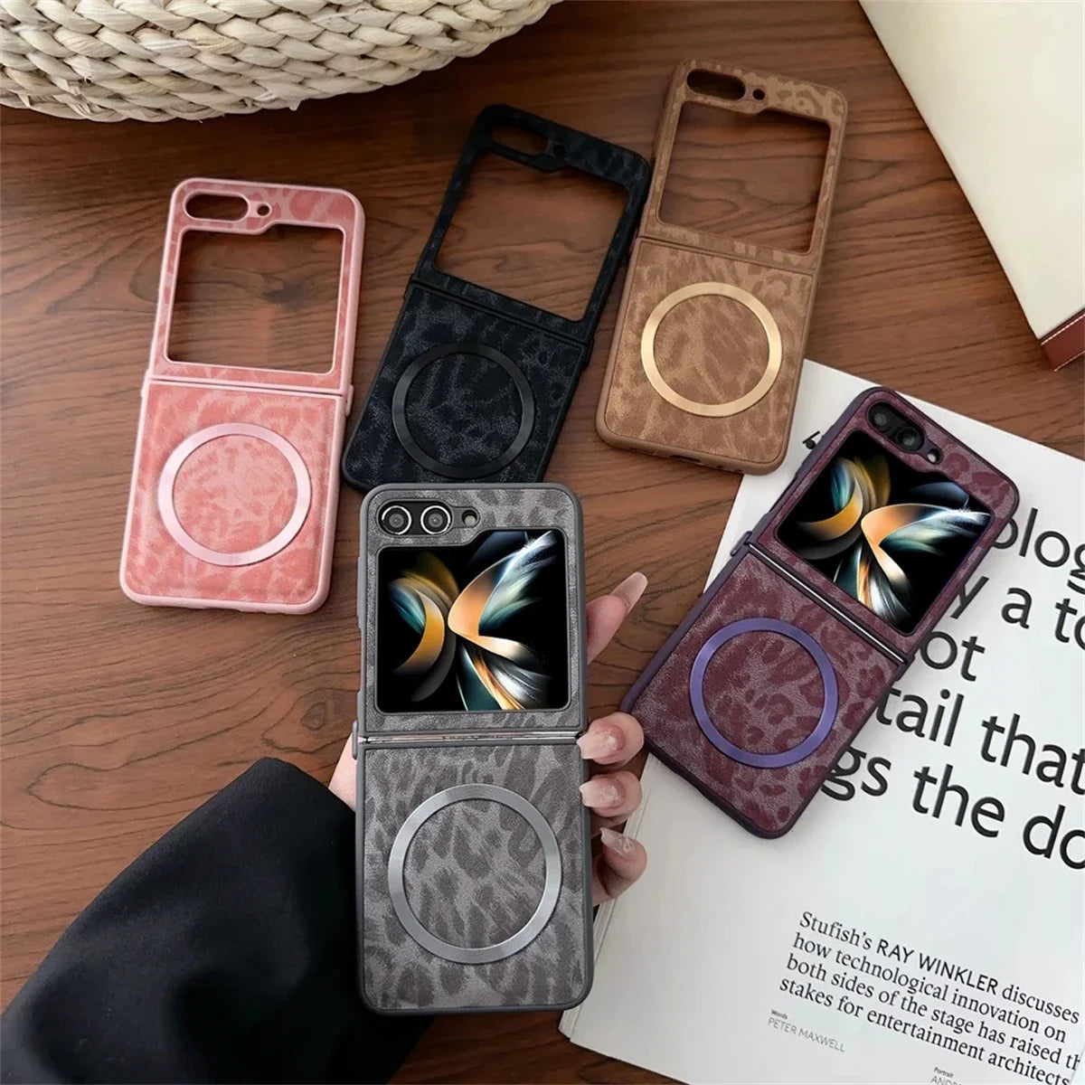 Leopard Print PU Leather Phone Case for Samsung Galaxy Z Flip 7 6 Z Flip 5 4 3 Z Fold 6 5 4 Magnetic Wireless Charging Case