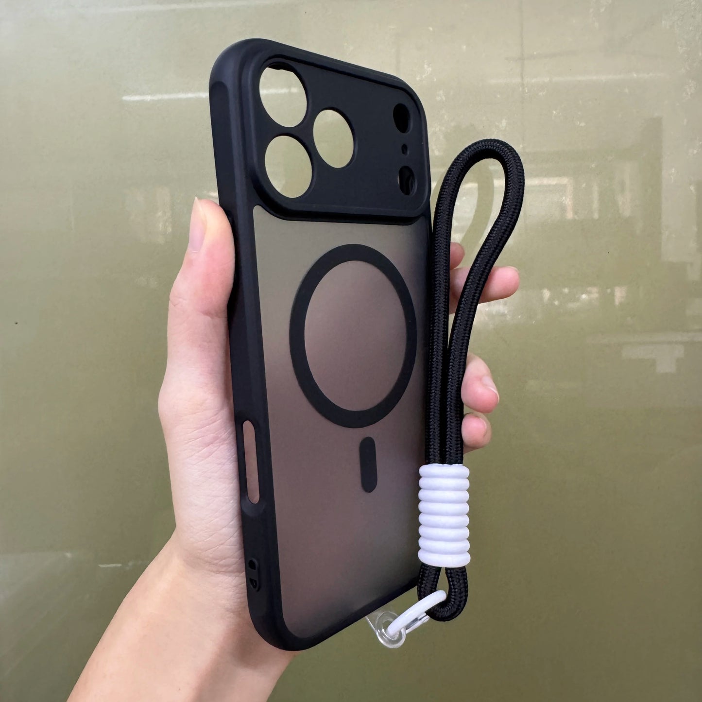 Luxury Matte clear Case for iPhone 17 Air Pro 17Pro Max with strap Camera Protect MagSafe Wireless Charging cover for 17 Promax