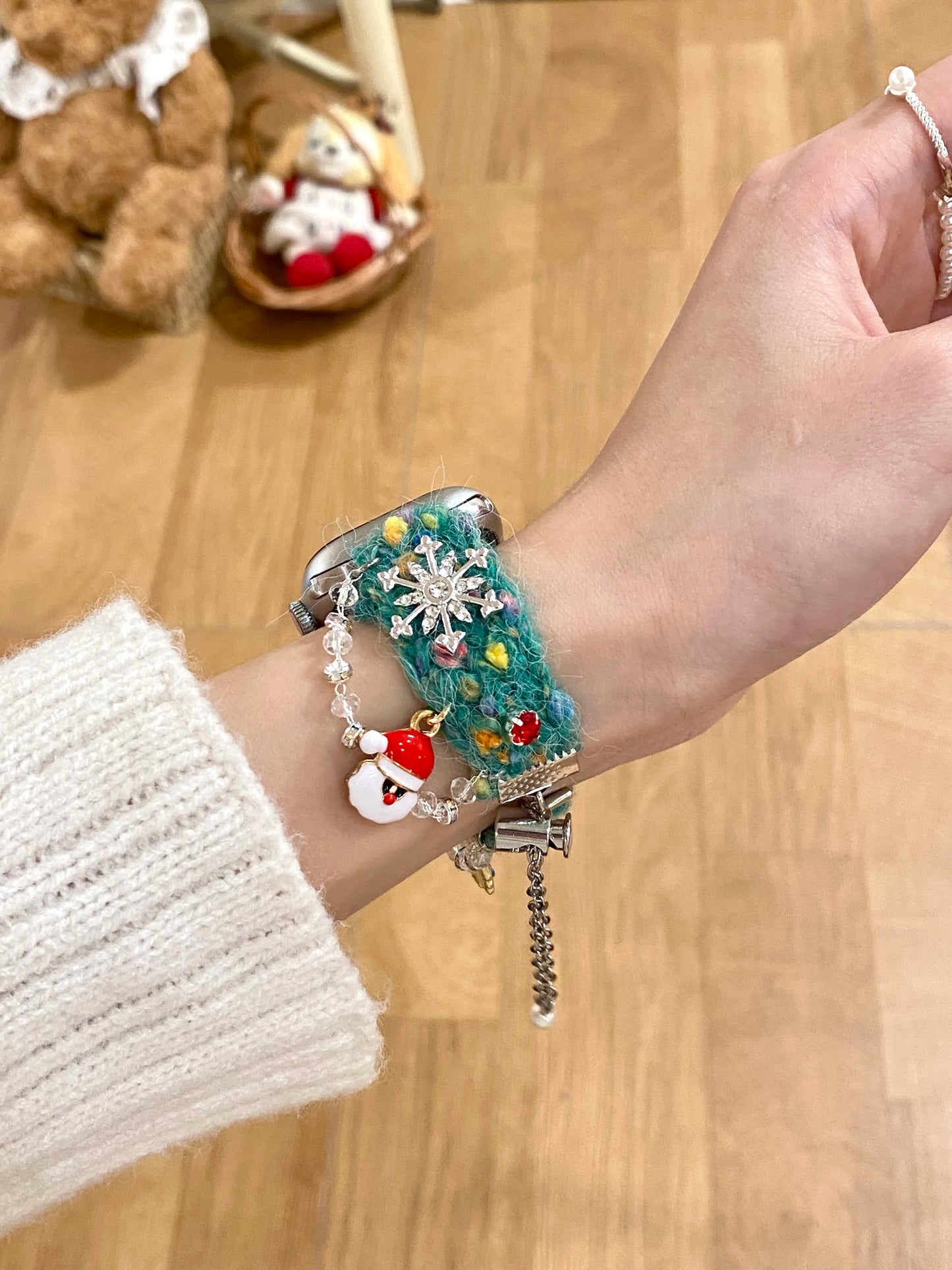 Plush Christmas ornament suitable for Apple Watch 1-9 generations 41-49mm 10 retractable chain autumn and winter fashionable atm