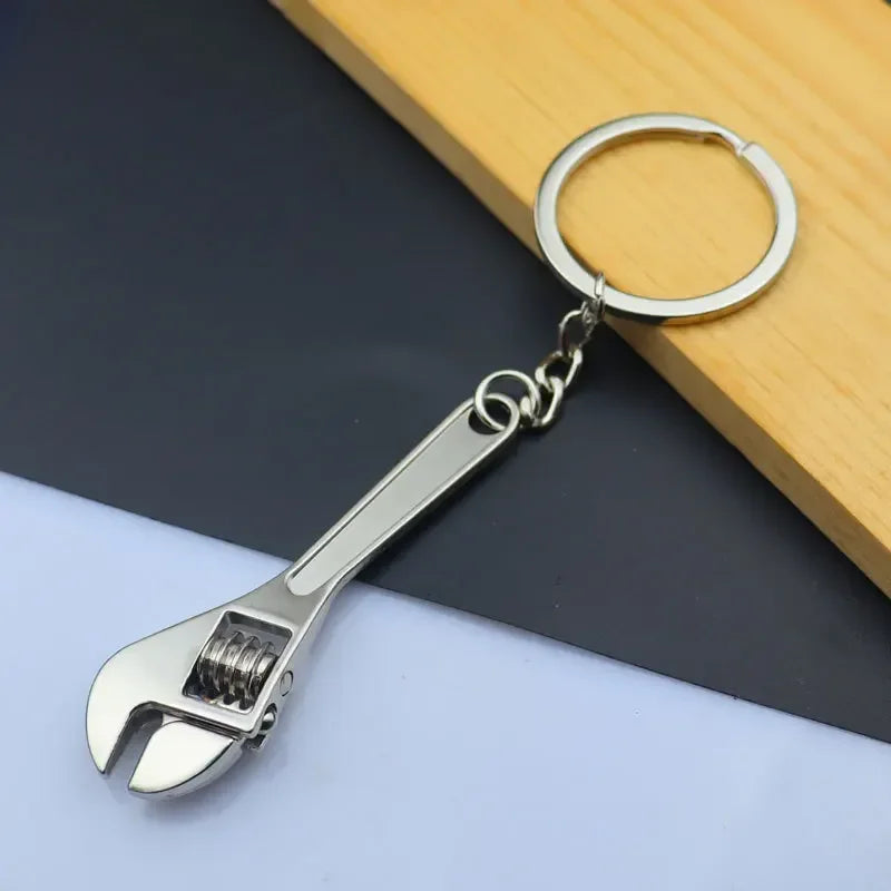 Creative Mini Auto Parts Car Wheel Keychain Auto Enthusiast Metal Keyring Accessories Key Ring Chain for Men Woman Lover Gift