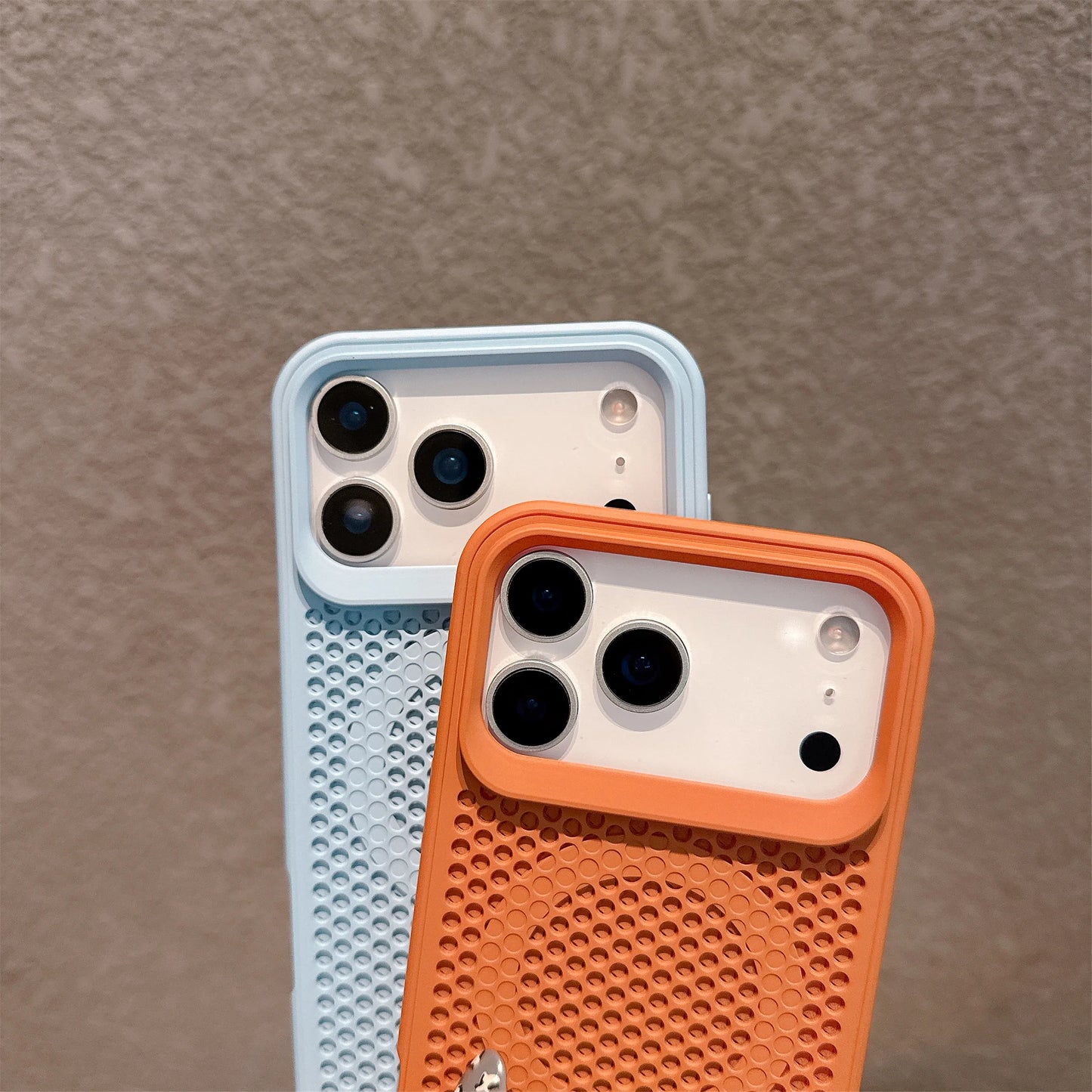 Heat Dissipation Mesh For Magsafe Wireless Charging Case For iPhone 17 16 15 14 Plus 13 12 Pro Max 17 Air Breathable Hard Cover
