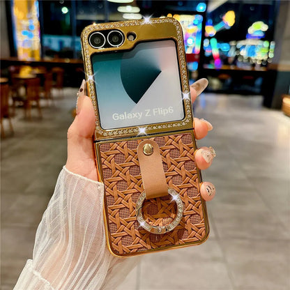 Leather Plating  Ring Phone Case For Samsung Galaxy Z Flip 7 6 Flip 5 Zflip 4 3 Bling Diamond Shockproof Cover Funda