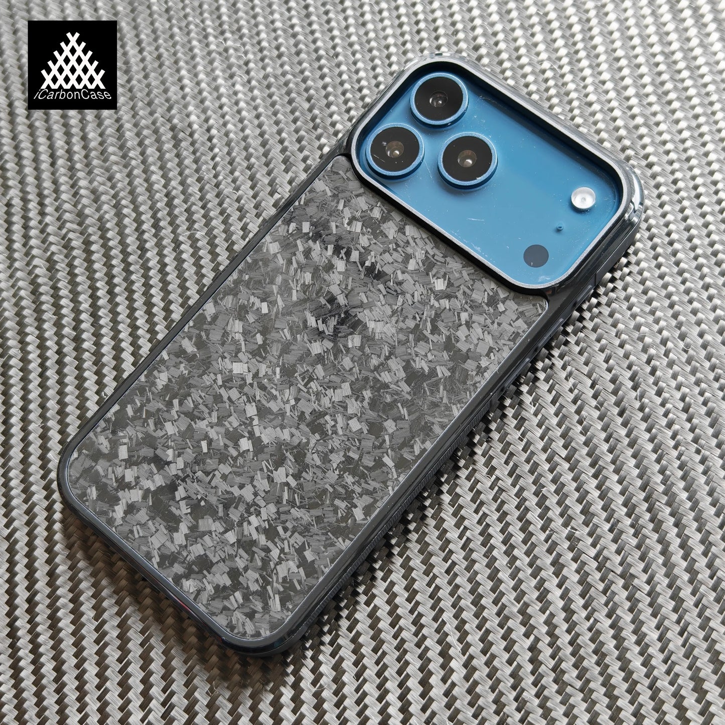 Magnetic Forged Glossy Carbon Fiber Case for New iPhone 17 /17 Air /17Pro /17 Pro Max Wireless Charging Back Cover with MagSafe