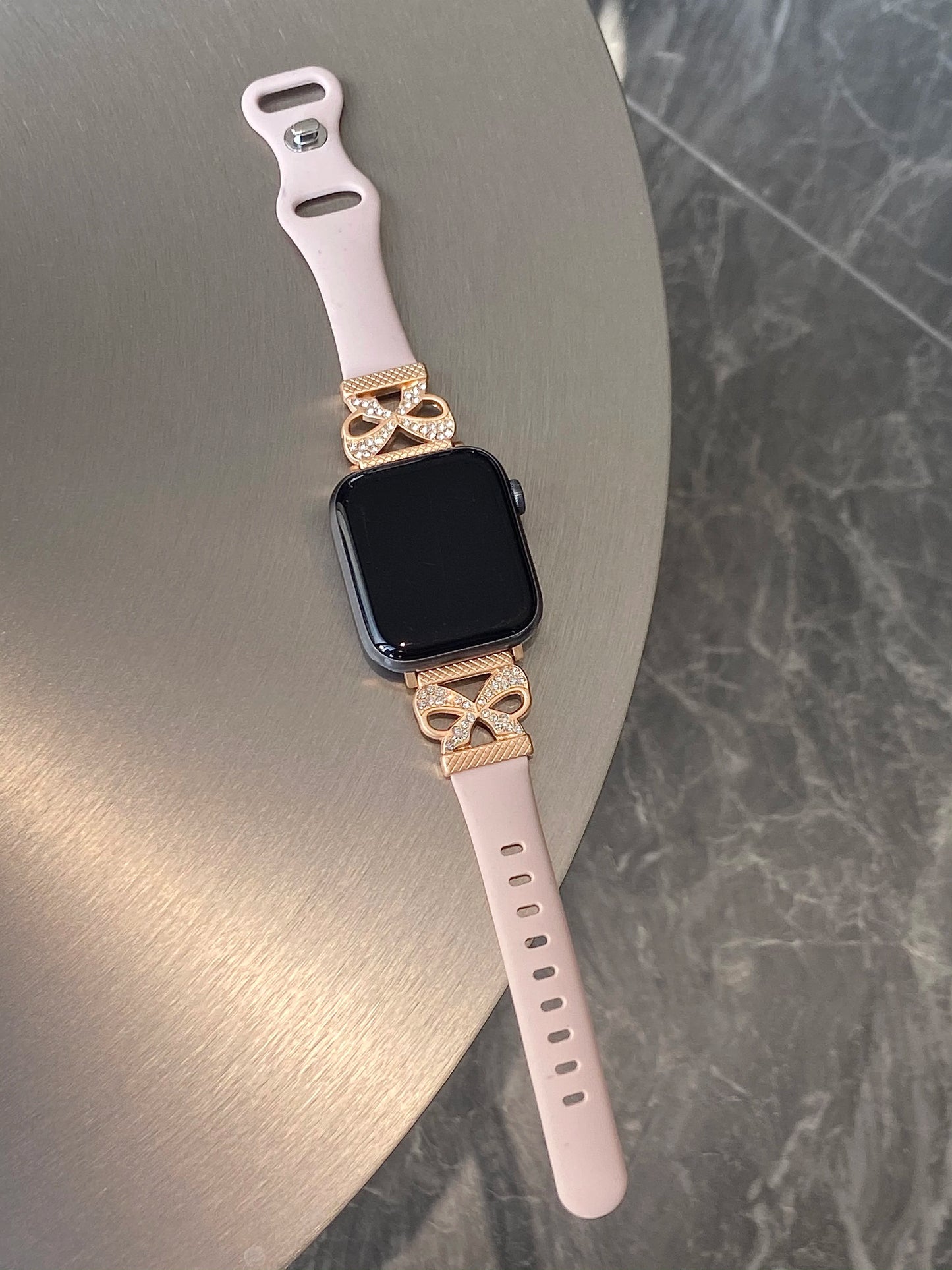 Luxury Diamond Bowknot Silicone Strap For Apple Watch S10 9 8 7 6 SE 5 4 3 46/45/44/42/41/40/38mm IWatch Ultra 2 49mm