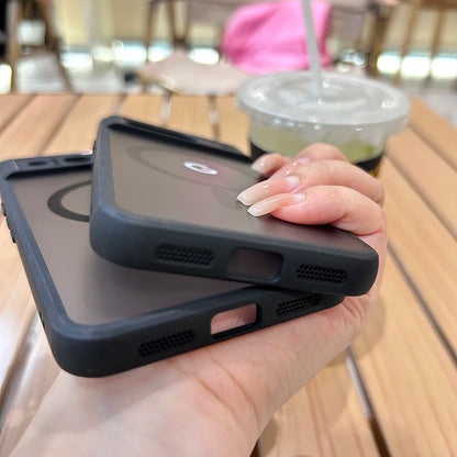 For Google Pixel 8Pro 8 8A 7Pro 7 7A 6 Case Magnetic Charging Matte Clear Shockproof Cover Wireless Charging Translucent Frosted