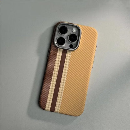 Geometric Carbon Fiber texture 3D Relief Magsafe case for iphone 13 15 14 pro 12pro 16 Pro Max Wireless Charging hard Case cover